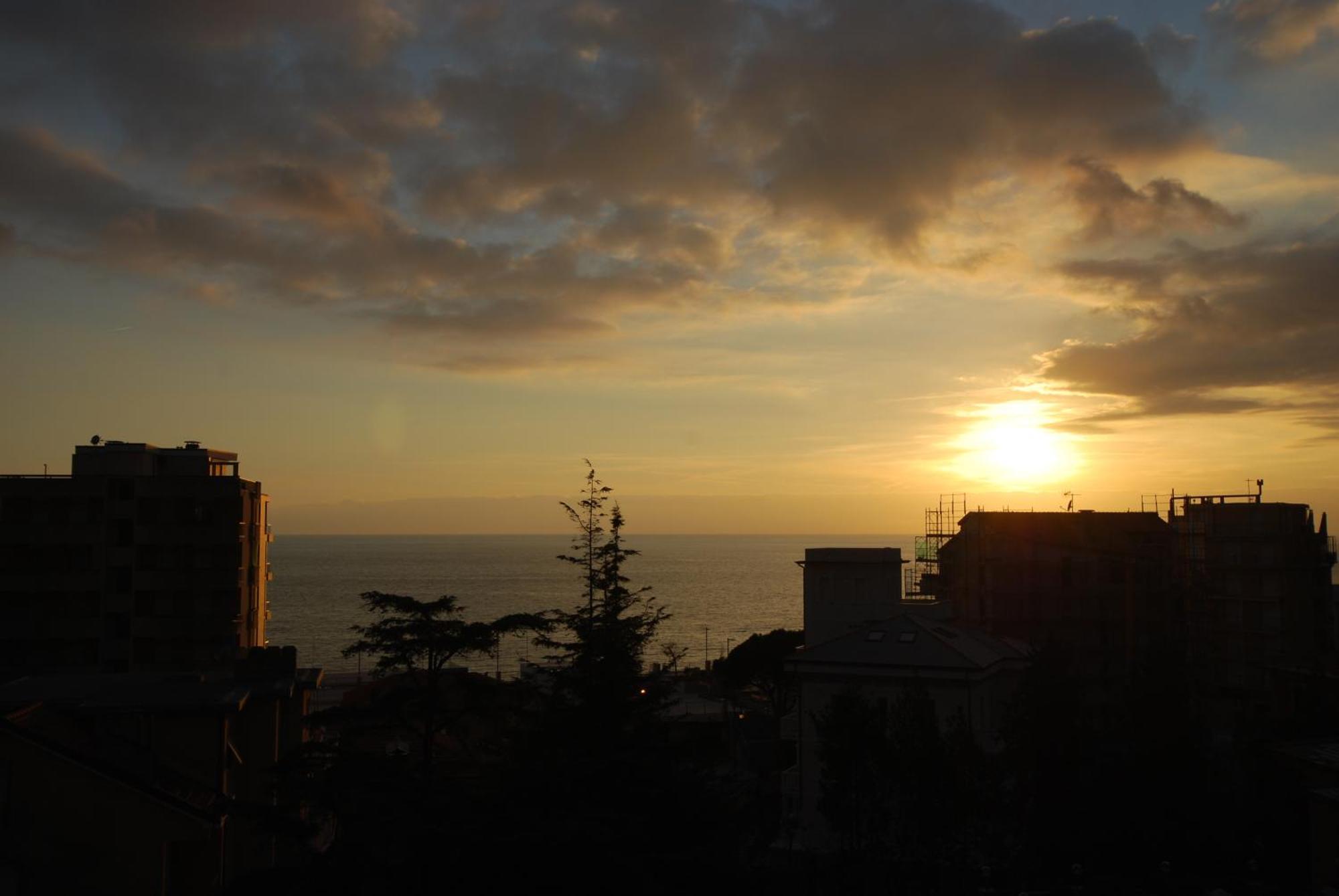 Tino Brezza Di Mare Apartment Deiva Marina Bagian luar foto