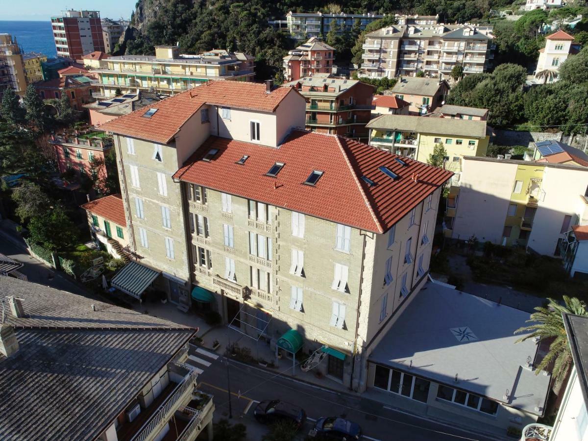 Tino Brezza Di Mare Apartment Deiva Marina Bagian luar foto
